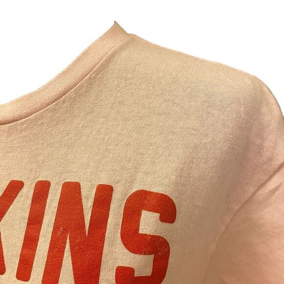 Stranger Things Hawkins Indians Pink Short Sleeve Tee Shirt Sz M - Picture 6 of 14